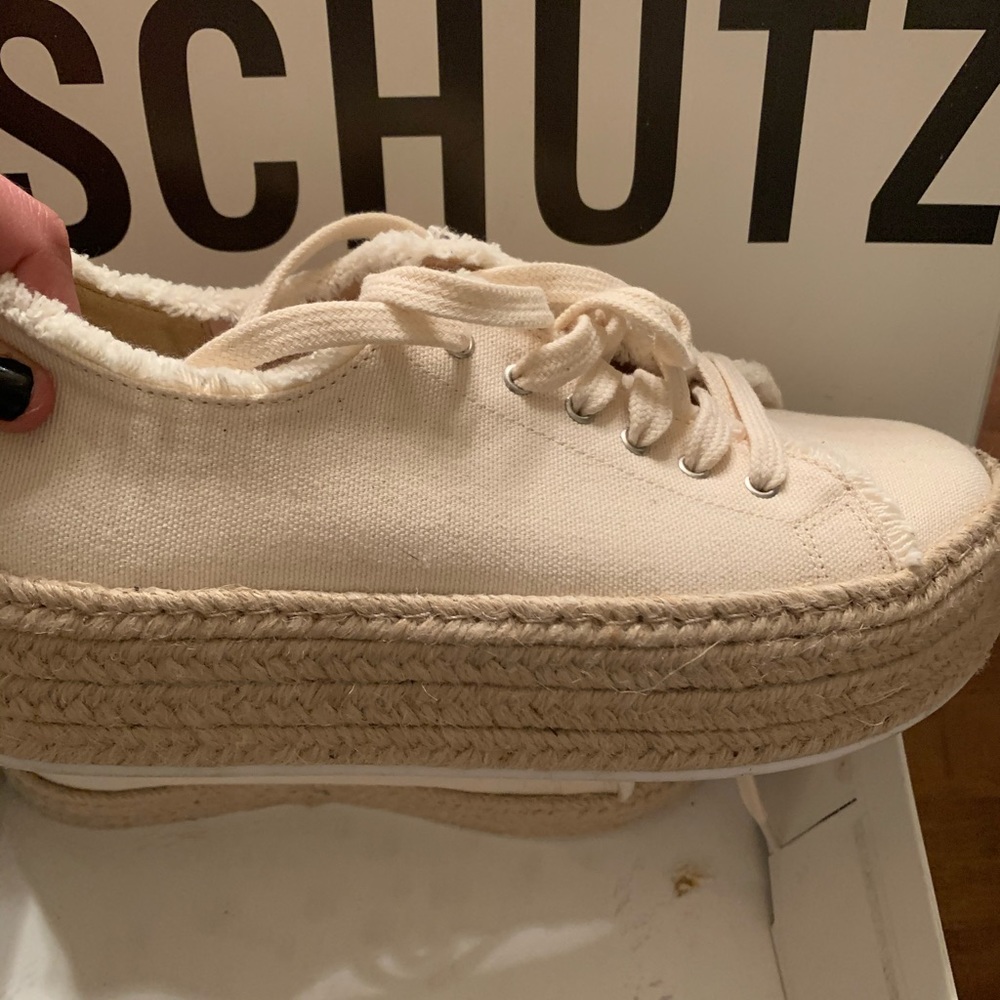 Schutz shoes size 7